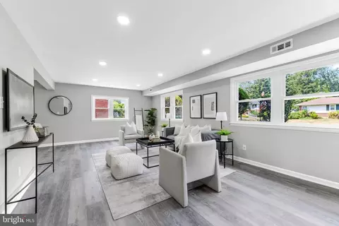 936 Starbit Rd, Towson, MD 21286 photo 3