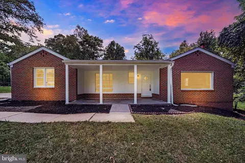 4011 Buckingham Rd, Pikesville, MD 21207