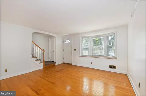 240 Stevenson Ln, Baltimore, MD 21212 photo 10