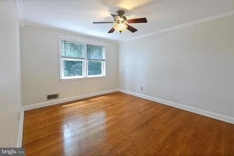 240 Stevenson Ln, Baltimore, MD 21212 photo 32