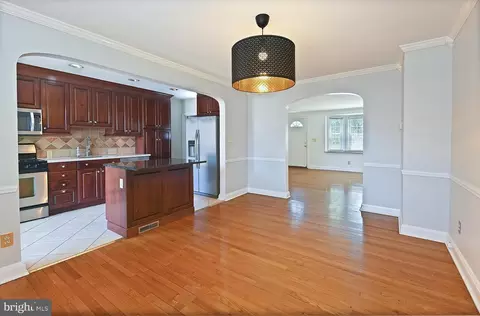240 Stevenson Ln, Baltimore, MD 21212 photo 15