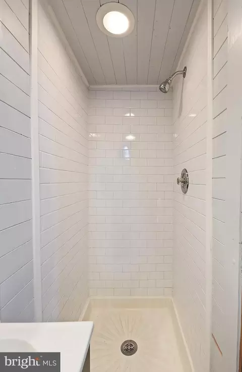 240 Stevenson Ln, Baltimore, MD 21212 photo 27