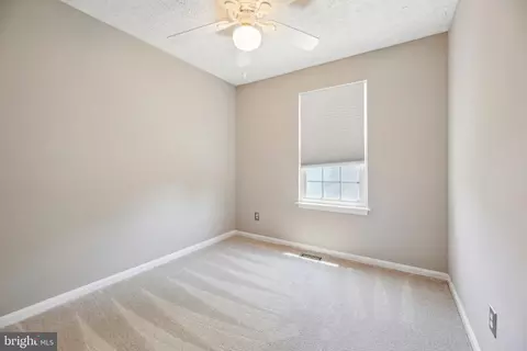 19 W End Ct, Halethorpe, MD 21227 photo 12