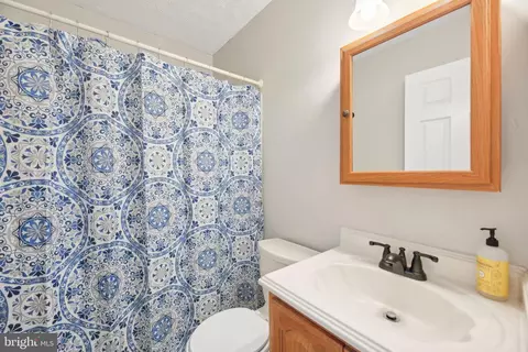 19 W End Ct, Halethorpe, MD 21227 photo 16