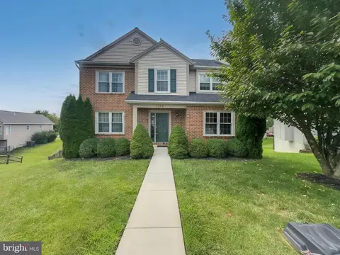 5 Brimley Ct, Reisterstown, MD 21136