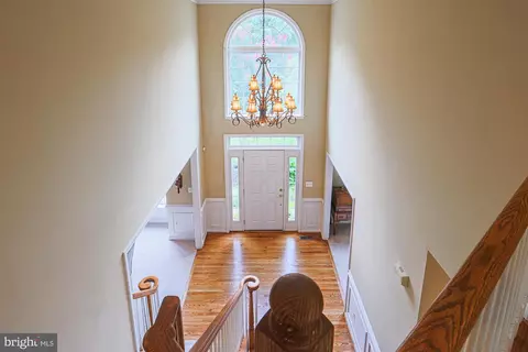 Entry Way - 6408 Catalpa, Fork, MD 21051 photo 4 of 6