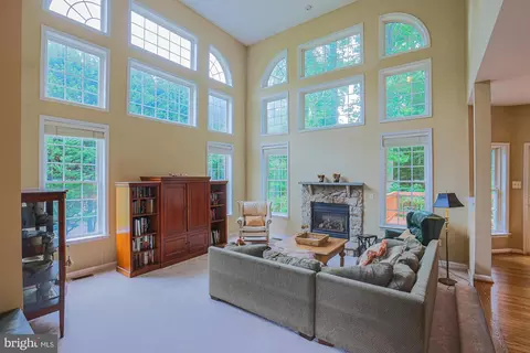 Living - 6408 Catalpa, Fork, MD 21051 photo 2 of 4