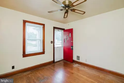 501 Middle River Rd, Middle River, MD 21220 photo 5