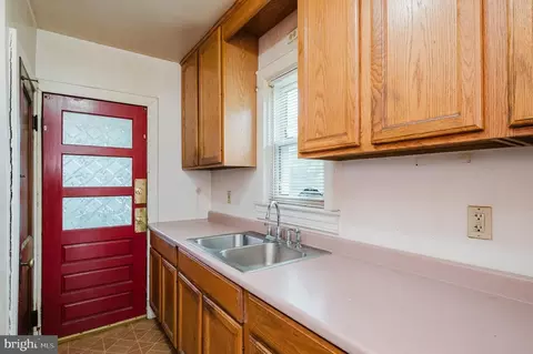 501 Middle River Rd, Middle River, MD 21220 photo 11