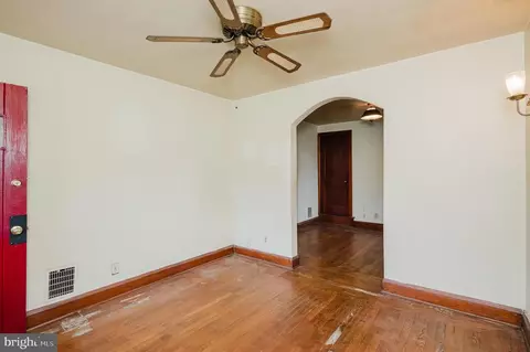 501 Middle River Rd, Middle River, MD 21220 photo 4
