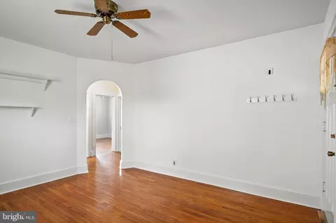 1305 Stevens Ave, Halethorpe, MD 21227 photo 8