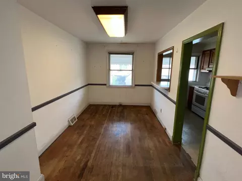 6818 Duluth Ave, Dundalk, MD 21222 photo 6