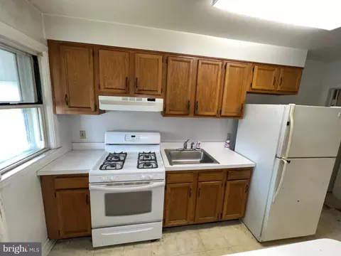 6818 Duluth Ave, Dundalk, MD 21222 photo 8