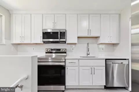 Kitchen - 4436 Ebenezer Rd, Nottingham, MD 21236 photo 1 of 1