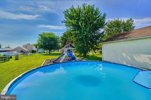Exterior - 6929 River Drive Rd, Sparrows Point, MD 21219 photo 6 of 14