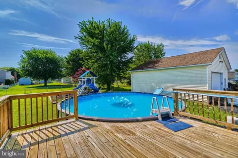Exterior - 6929 River Drive Rd, Sparrows Point, MD 21219 photo 7 of 14