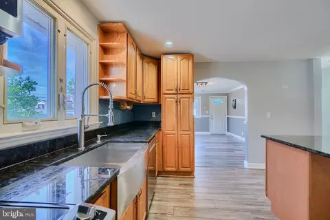 Entry Way - 6929 River Drive Rd, Sparrows Point, MD 21219 photo 2 of 7