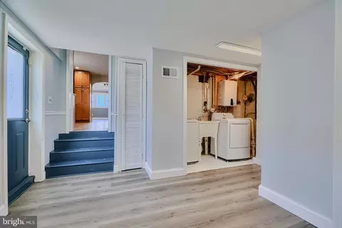 Entry Way - 6929 River Drive Rd, Sparrows Point, MD 21219 photo 5 of 7