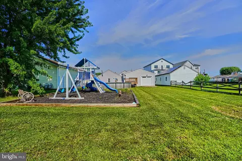 Exterior - 6929 River Drive Rd, Sparrows Point, MD 21219 photo 5 of 14