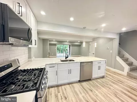 24 Pine Bark Ct #24, Cockeysville, MD 21030