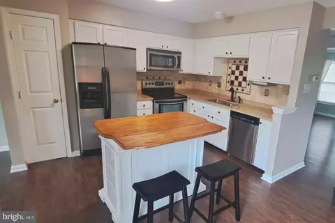 5425 Canonbury Rd, Rosedale, MD 21237
