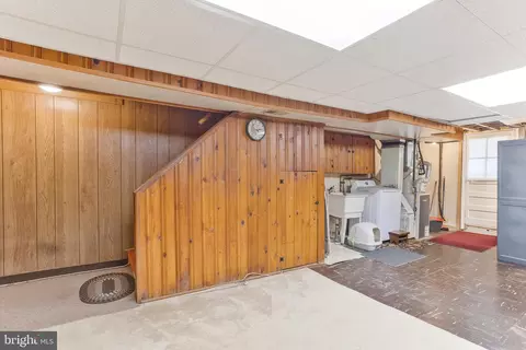 560 Chalcot Sq, Essex, MD 21221 photo 22