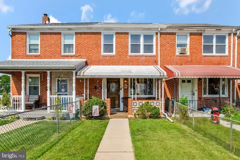 560 Chalcot Sq, Essex, MD 21221