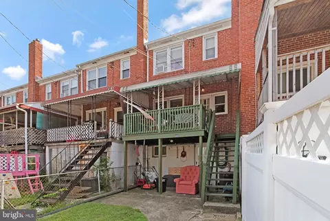 560 Chalcot Sq, Essex, MD 21221 photo 27