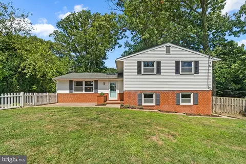 10521 Samona Ave, Cockeysville, MD 21030