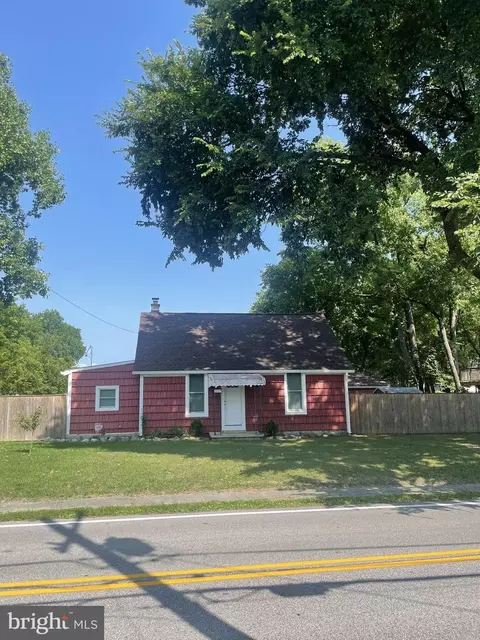 2235 Lincoln Ave, Sparrows Point, MD 21219 photo 3