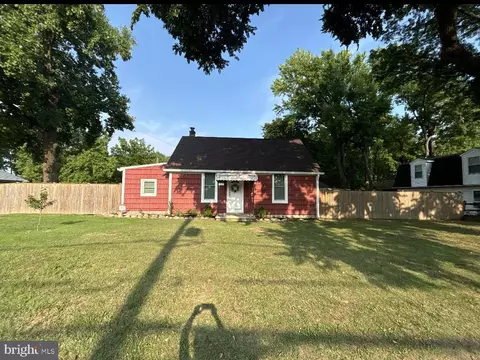 2235 Lincoln Ave, Sparrows Point, MD 21219 photo 2