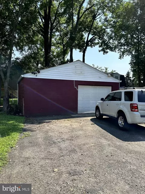 2235 Lincoln Ave, Sparrows Point, MD 21219 photo 8