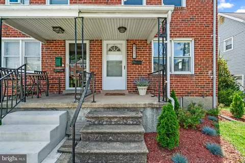 Exterior - 5515 Dolores Ave, Halethorpe, MD 21227 photo 2 of 7