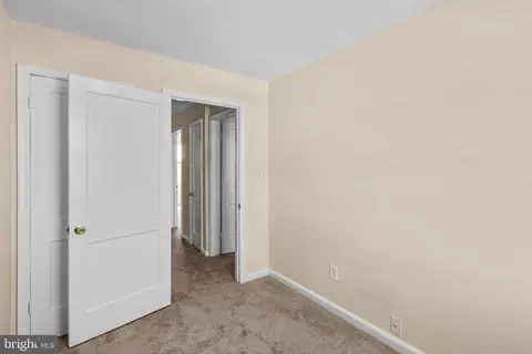 Entry Way - 5515 Dolores Ave, Halethorpe, MD 21227 photo 2 of 4