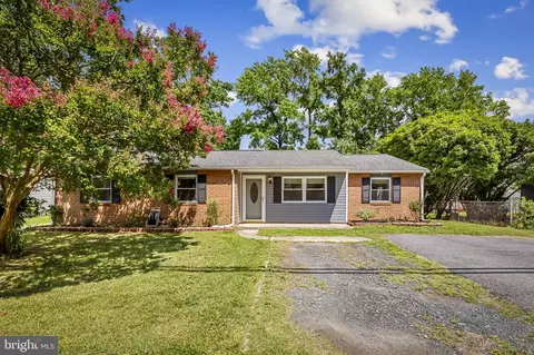 2415 Lodge Farm Rd, Sparrows Point, MD 21219