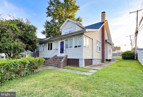 5504 Carville Ave, Halethorpe, MD 21227