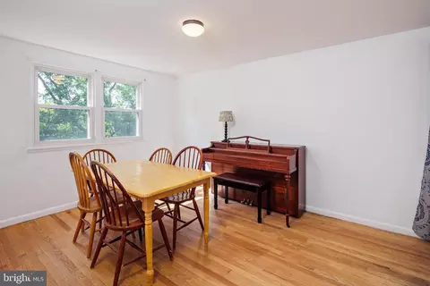 937 Grovehill Rd, Halethorpe, MD 21227 photo 7