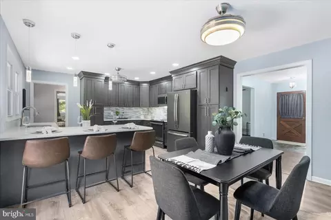 Kitchen - 13804 Baldwin Mill Rd, Baldwin, MD 21013 photo 1 of 11