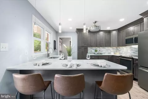 Kitchen - 13804 Baldwin Mill Rd, Baldwin, MD 21013 photo 2 of 11