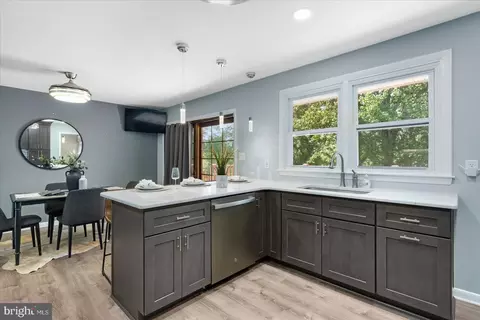 Kitchen - 13804 Baldwin Mill Rd, Baldwin, MD 21013 photo 5 of 11