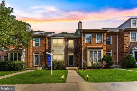 8018 Green Valley Ln, Owings Mills, MD 21117