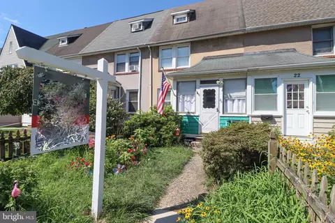 20 Eastship Rd, Dundalk, MD 21222