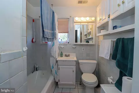 Bath - 20 Eastship Rd, Dundalk, MD 21222 photo 1 of 1
