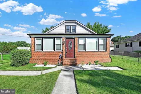 1698 Evergreen Dr, Dundalk, MD 21222
