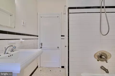 222 Regester Ave, Baltimore, MD 21212 photo 19