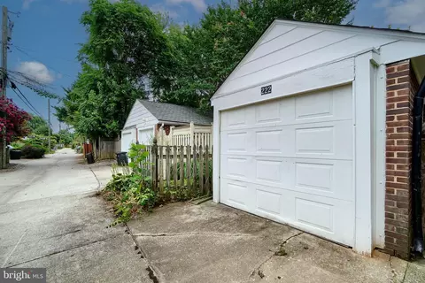 222 Regester Ave, Baltimore, MD 21212 photo 36