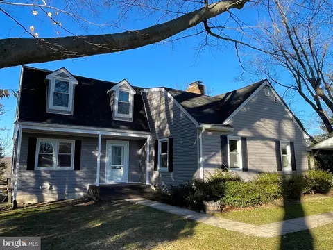1806 Miller Rd, Cockeysville, MD 21030