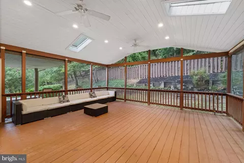 Exterior - 4 Calypso Ct, Baltimore, MD 21209 photo 4 of 7