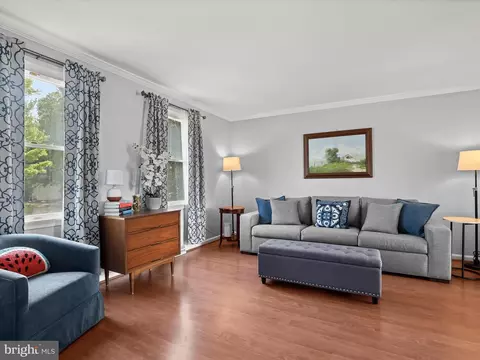 9 Class Ct, Parkville, MD 21234 photo 3