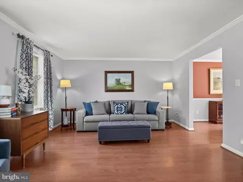 9 Class Ct, Parkville, MD 21234 photo 4